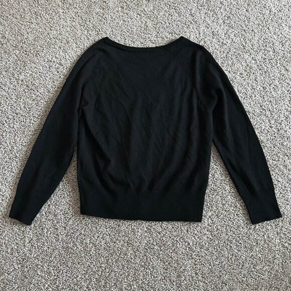 Banana Republic Womens Sz L Black V-Neck Sweater 100% Merino Wool Pullover - Picture 3 of 9